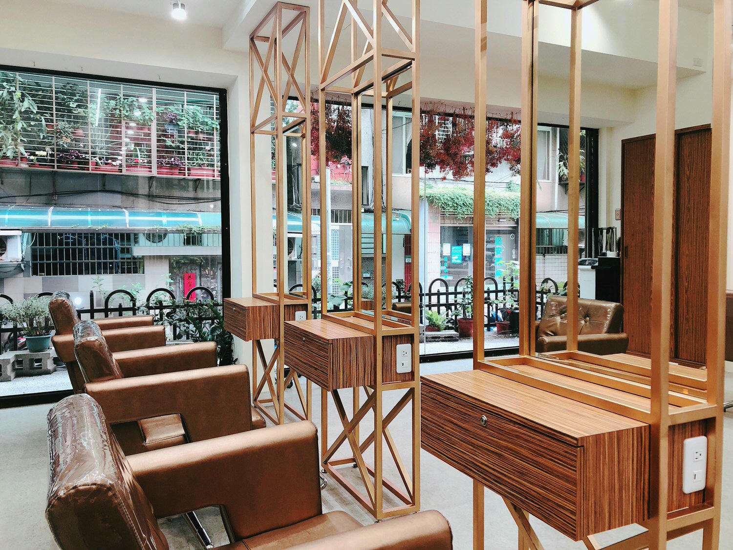 【台北髮廊推薦】信義區質感染髮 MILOS SALON