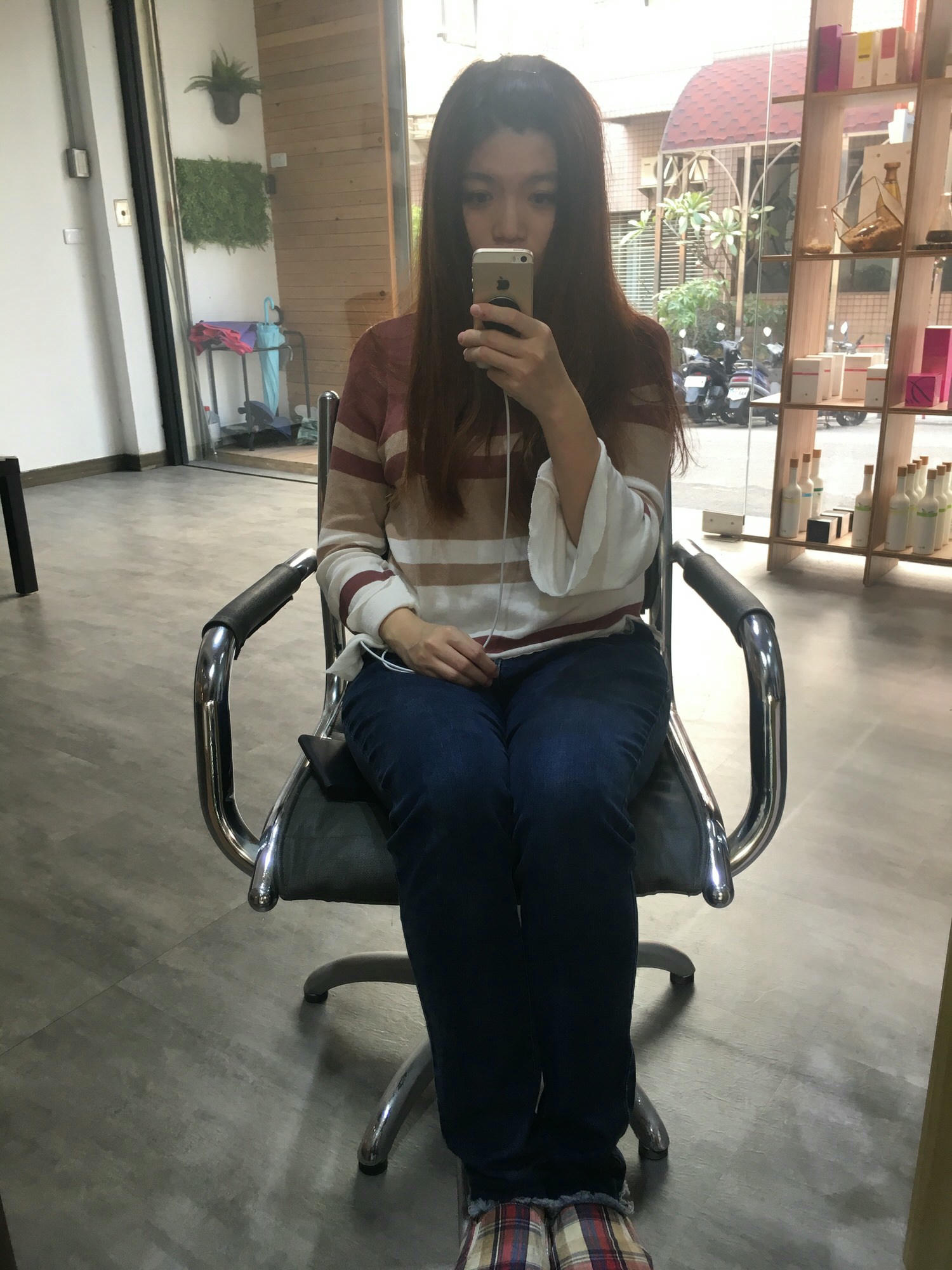 【染燙推薦｜W.D hair salon】台中西屯、福科、中科、東海商圈，貴婦級享受質感沙龍！
