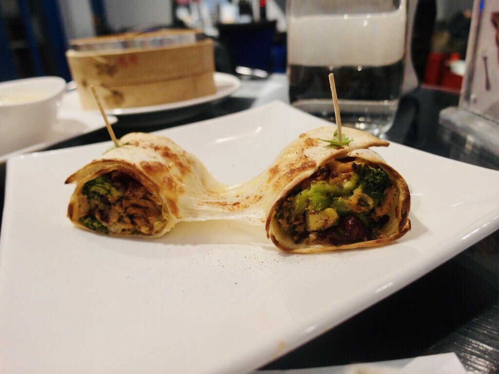 【台南蔬食/素食餐廳】赤崁璽樓：和洋相融的精緻蔬食料理、鳳梨酥伴手禮